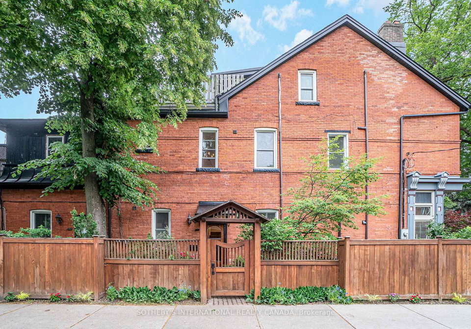 225-major-street-toronto-ontario-c13034348
