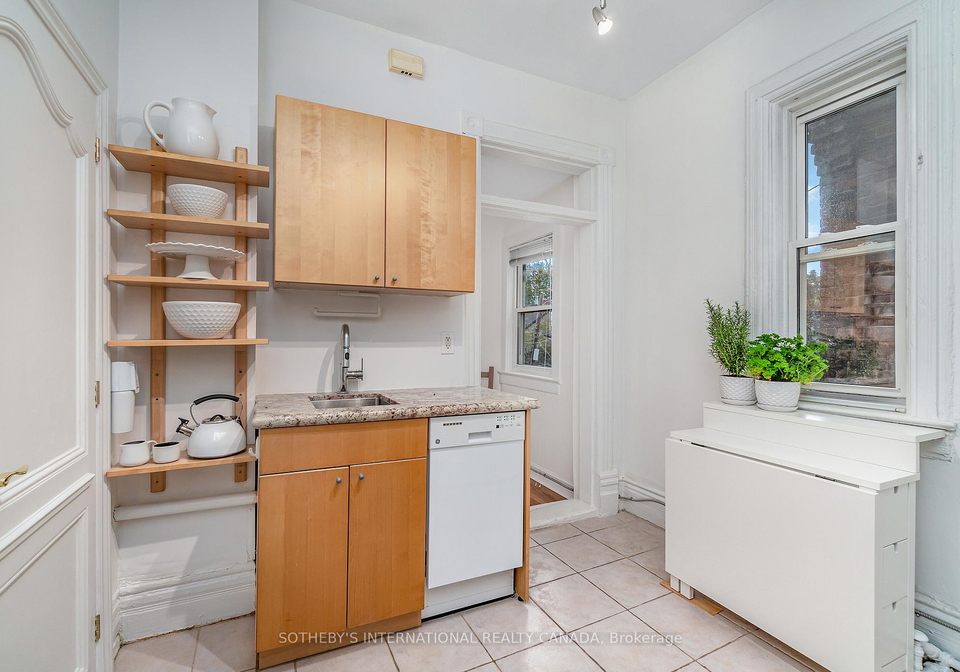 225-major-street-toronto-ontario-c13034348