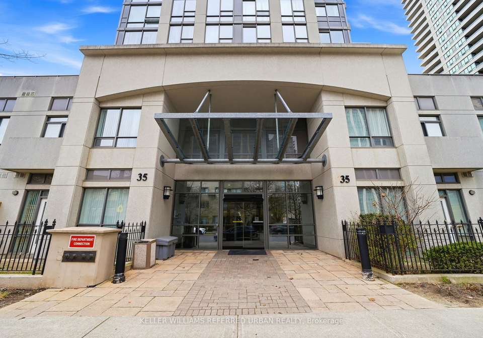 35-hollywood-avenue-north-york-ontario-c13034462
