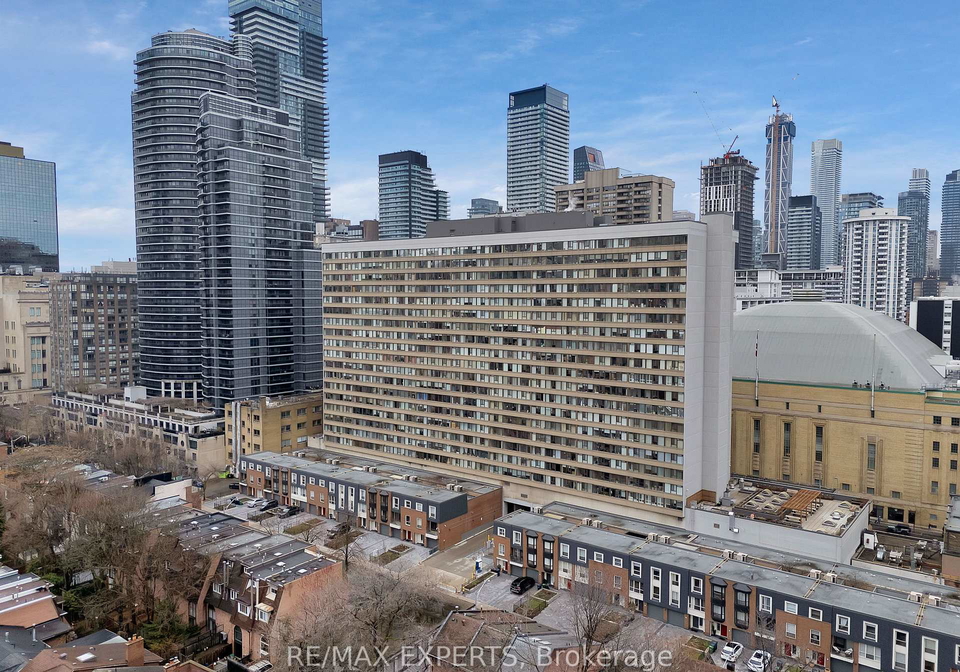 45-carlton-street-toronto-ontario-c13034464