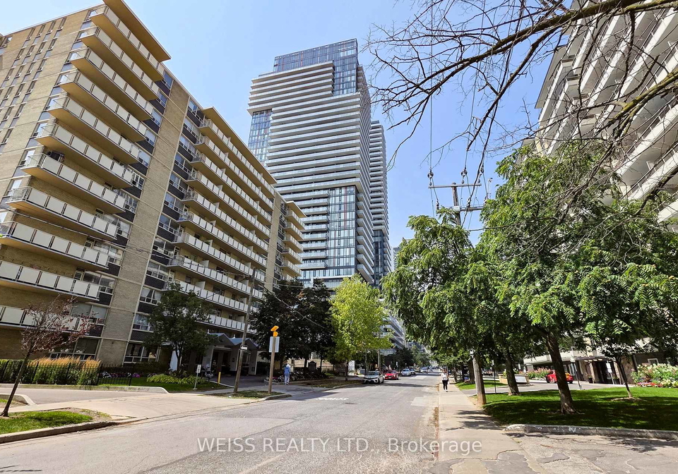 185-roehampton-avenue-toronto-ontario-c13034476