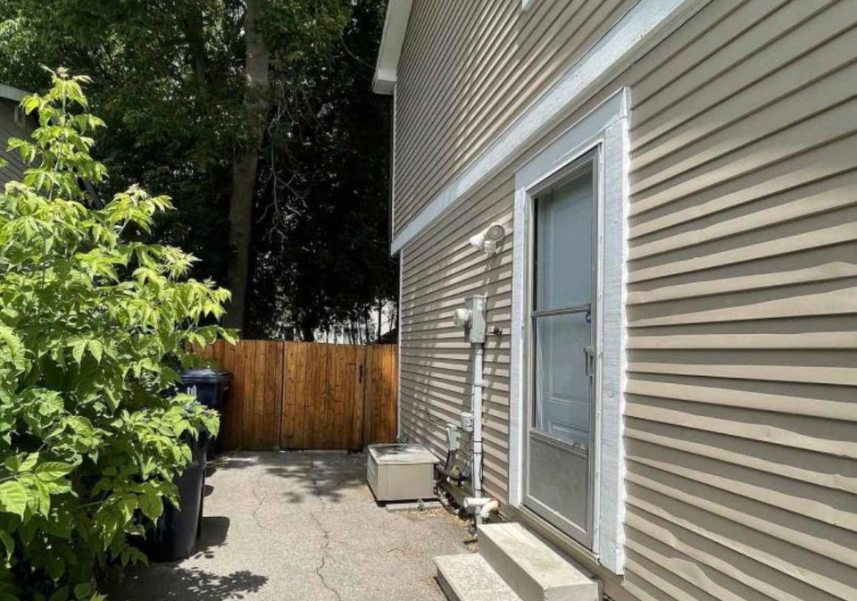 304-cliffwood-road-north-york-ontario-c13034486