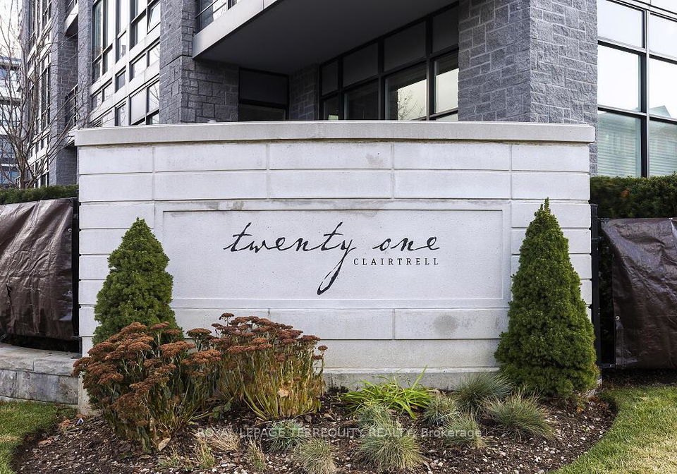 21-clairtrell-road-north-york-ontario-c13034732