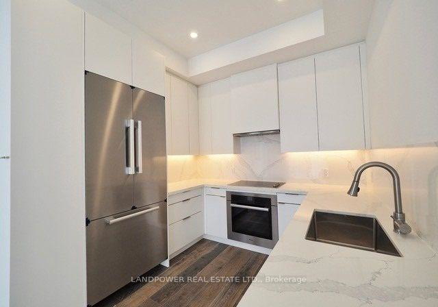 17-greenbriar-road-north-york-ontario-c13034832