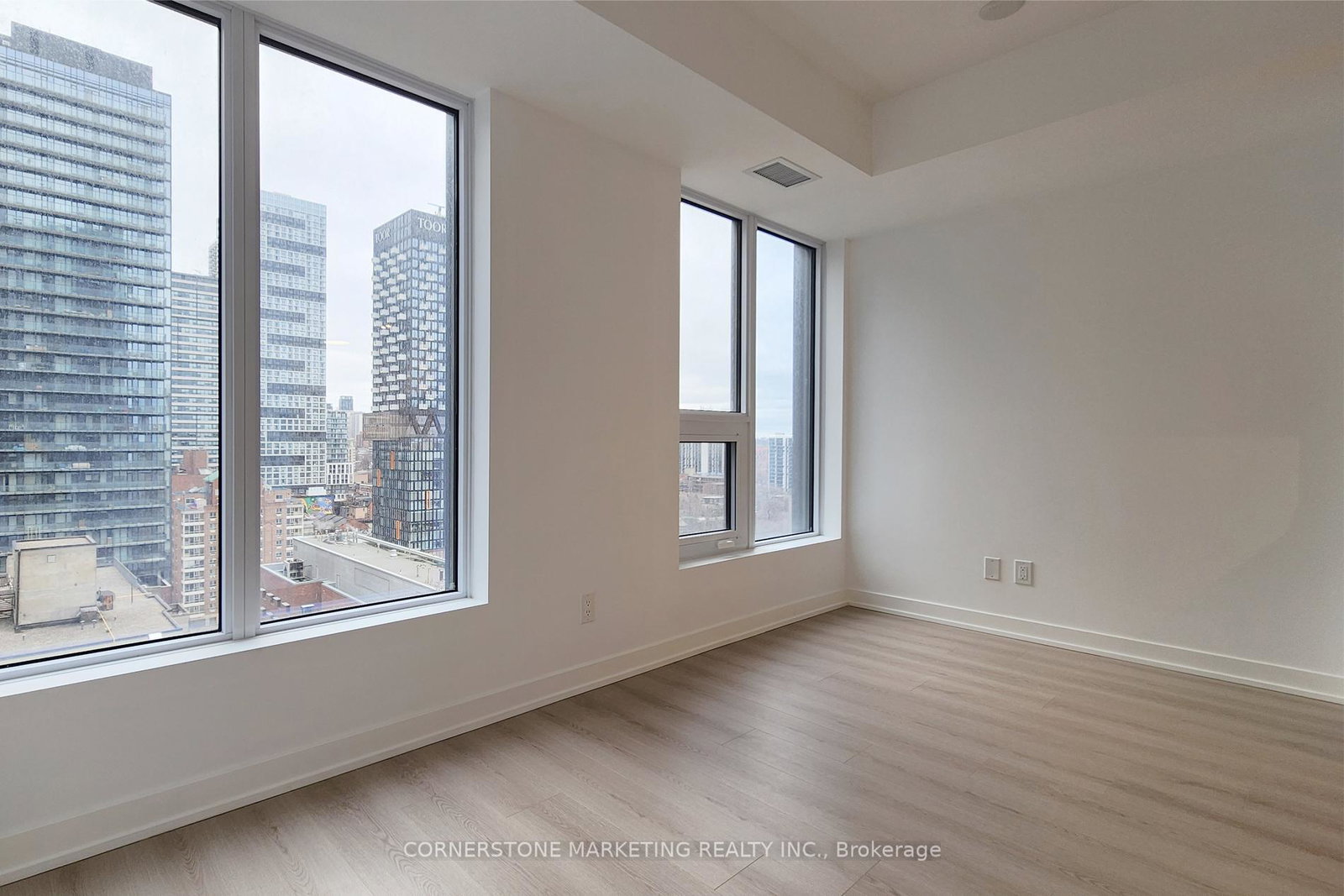 100-queen-street-e-toronto-ontario-c13034872