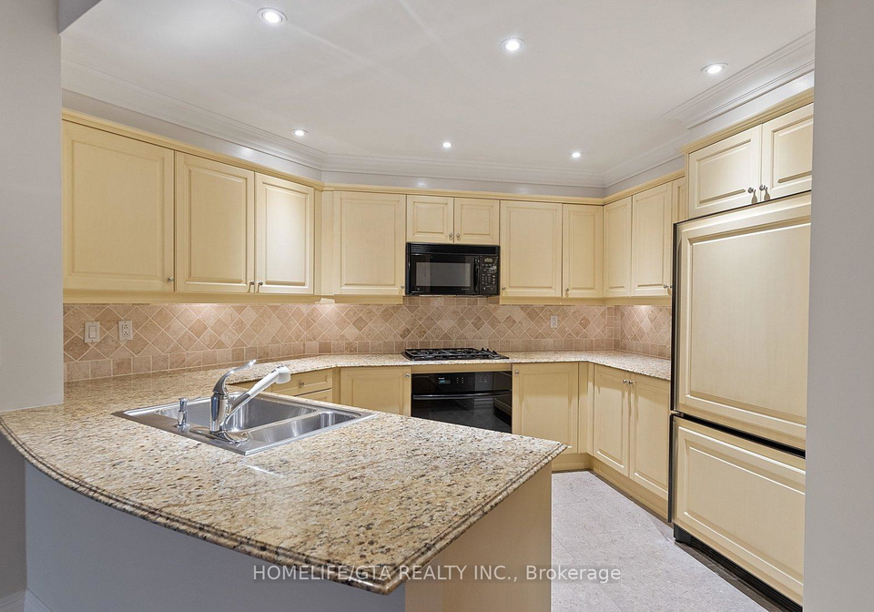 33-delisle-avenue-toronto-ontario-c13035076