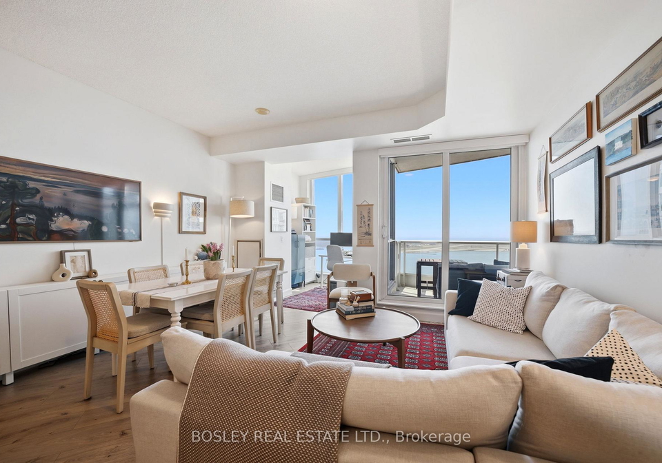 218-queens-quay-w-toronto-ontario-c13035366