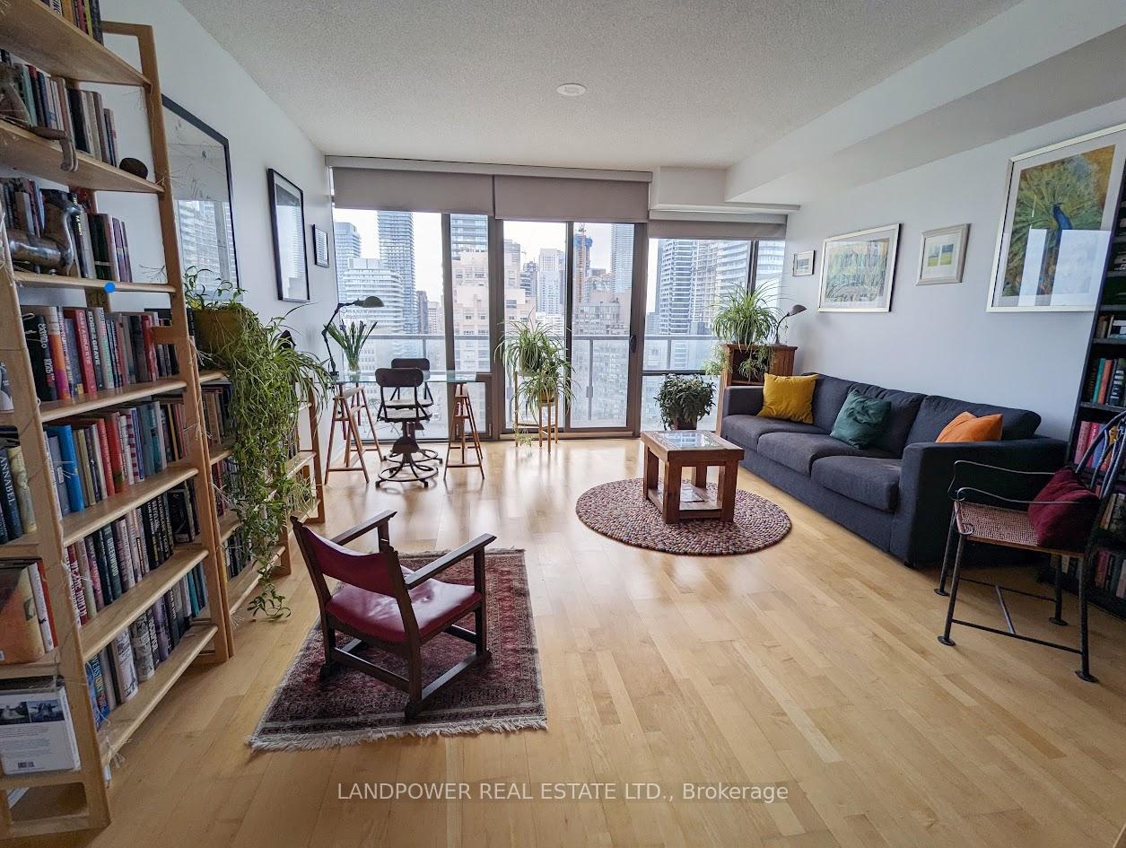 37-grosvenor-street-toronto-ontario-c13035484
