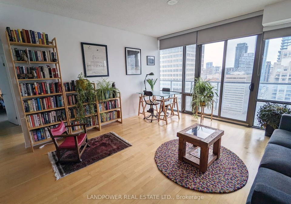 37-grosvenor-street-toronto-ontario-c13035484