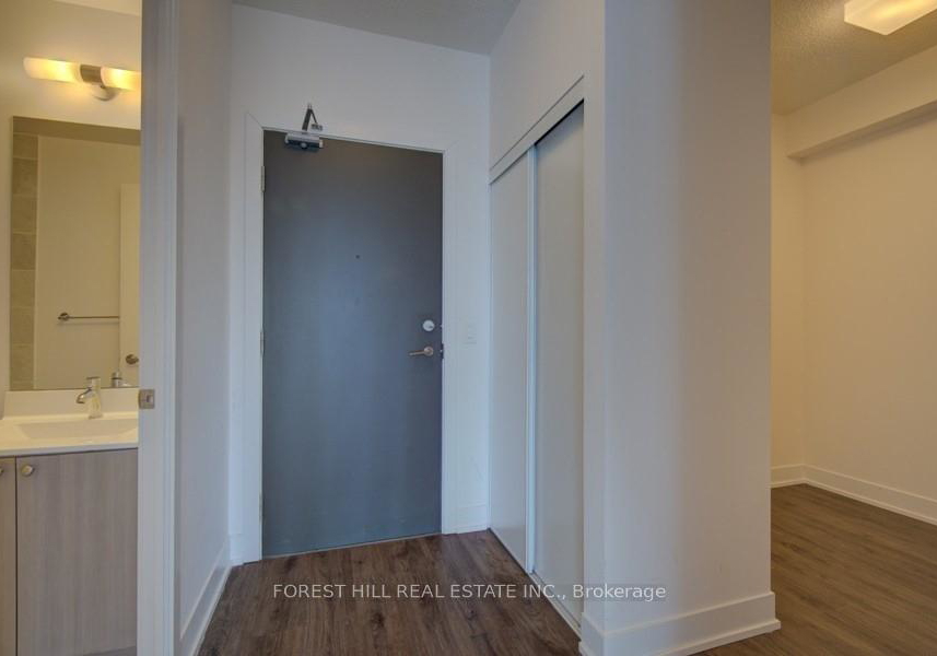 68-merton-street-toronto-ontario-c13035878