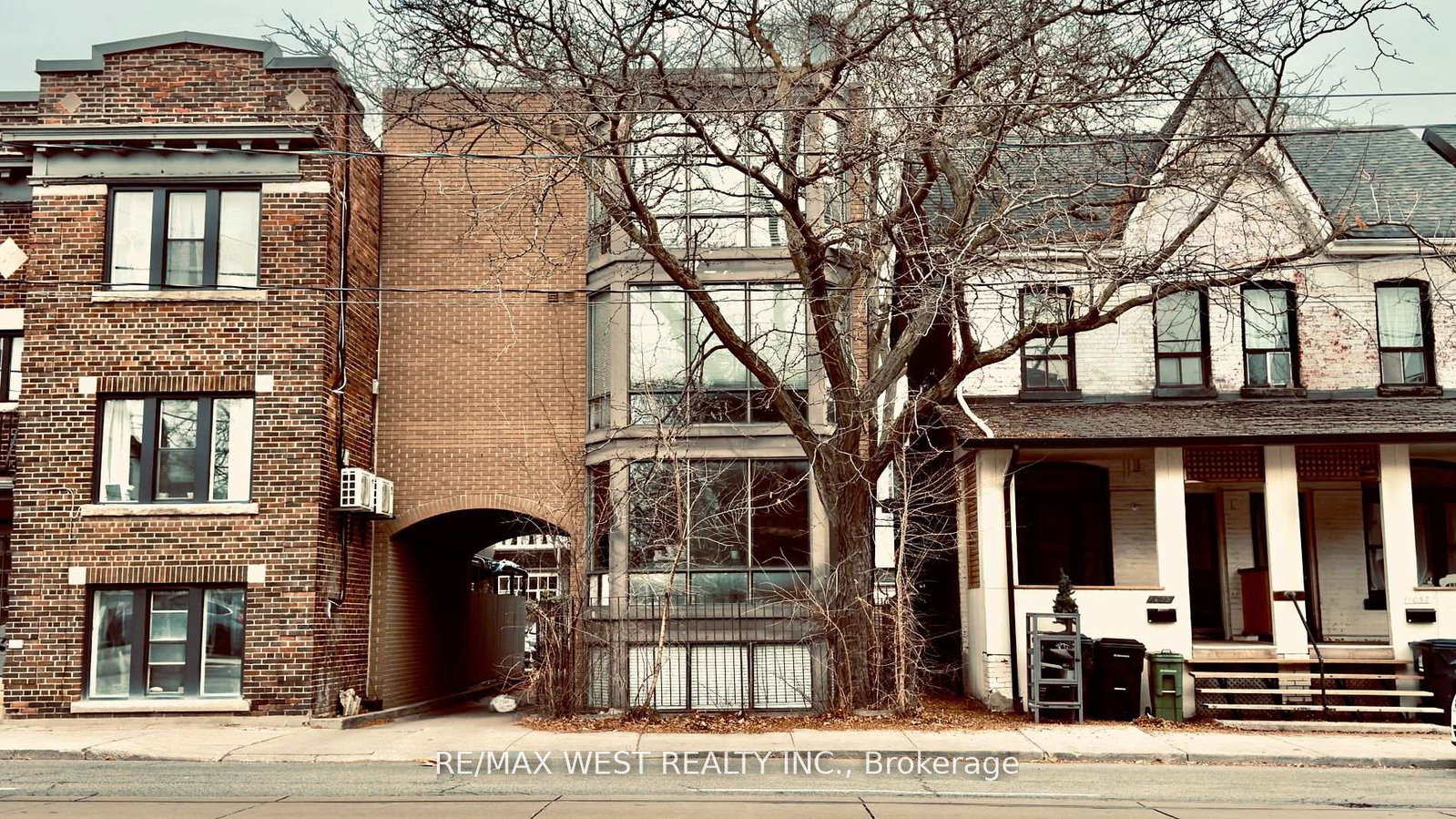 1061-bathurst-street-toronto-ontario-c13036434