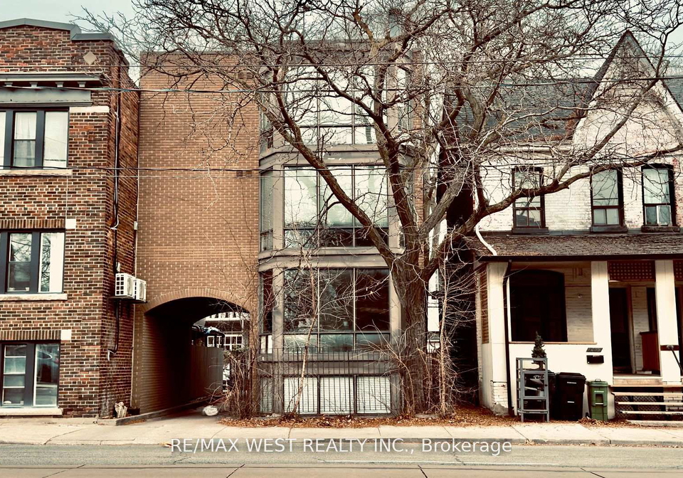 1061-bathurst-street-toronto-ontario-c13036434