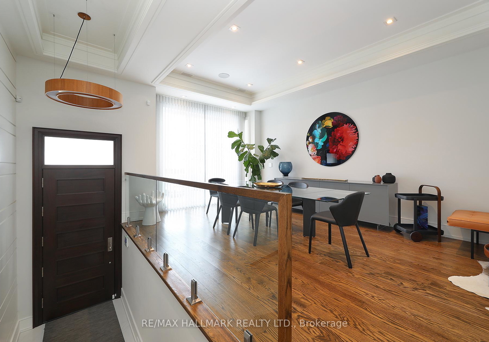 159-roe-avenue-toronto-ontario-c13036484