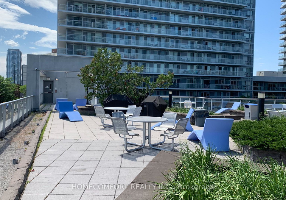 2015-sheppard-avenue-e-north-york-ontario-c13036488