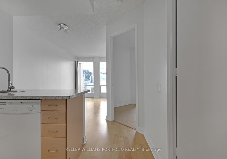 85-bloor-street-e-toronto-ontario-c13037006