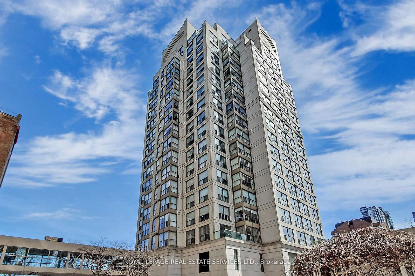 298-jarvis-street-toronto-ontario-c13037070