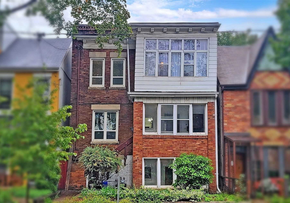 233-borden-street-toronto-ontario-c13037098