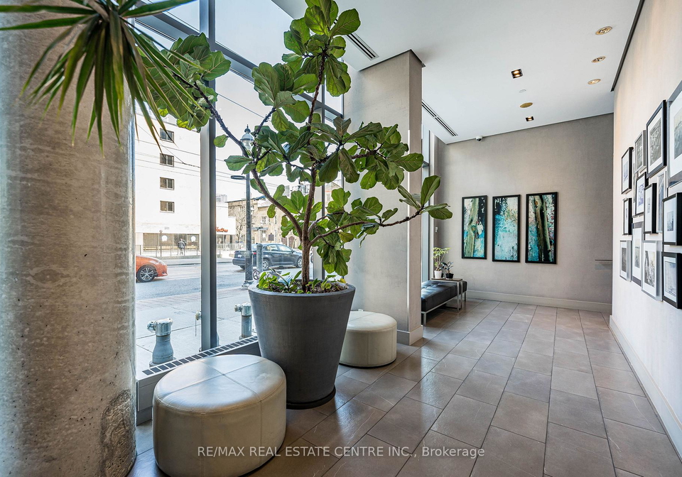 33-lombard-street-toronto-ontario-c13037138
