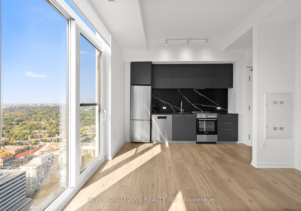 101-roehampton-avenue-toronto-ontario-c13037404