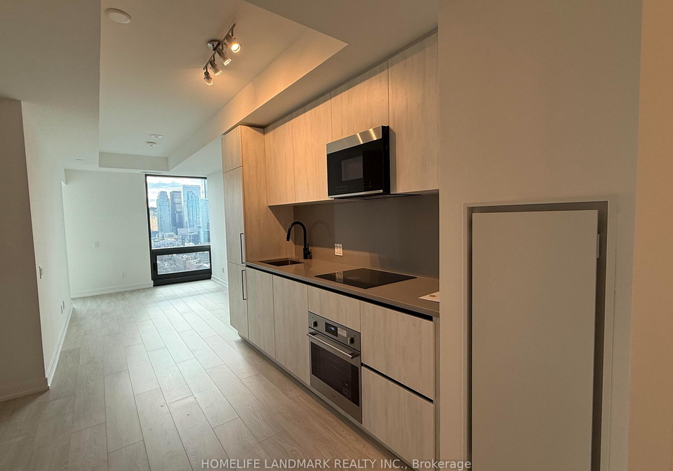 35-parliament-street-toronto-ontario-c13037648