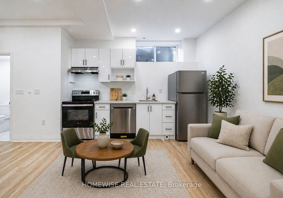 11-craig-crescent-east-york-ontario-c13037874
