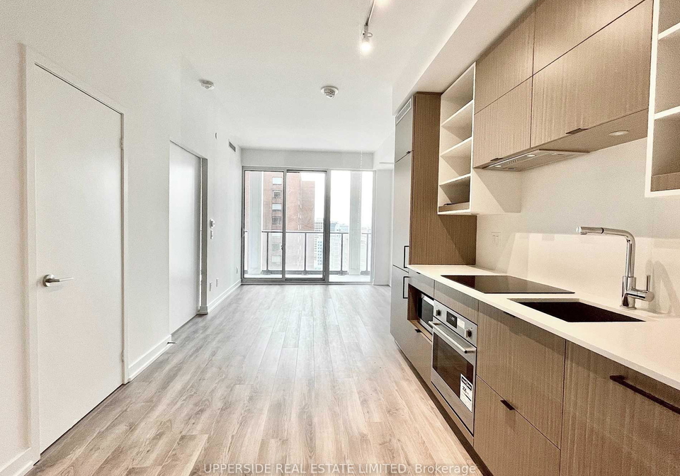 20-edward-street-w-toronto-ontario-c13038150