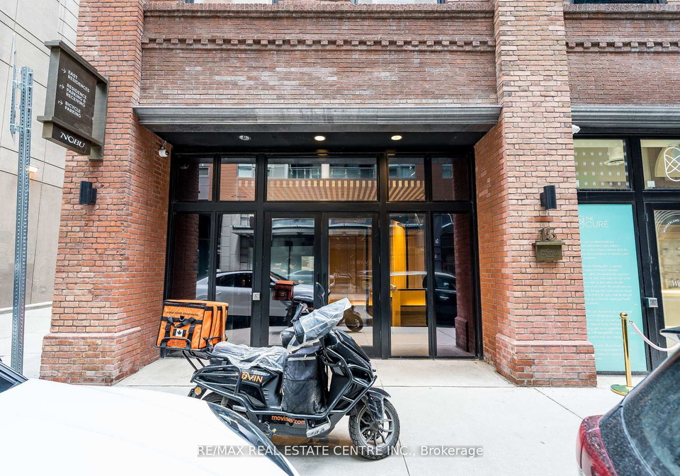 15-mercer-street-toronto-ontario-c13038294