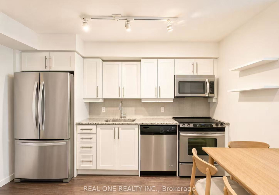 35-bastion-street-toronto-ontario-c13038748