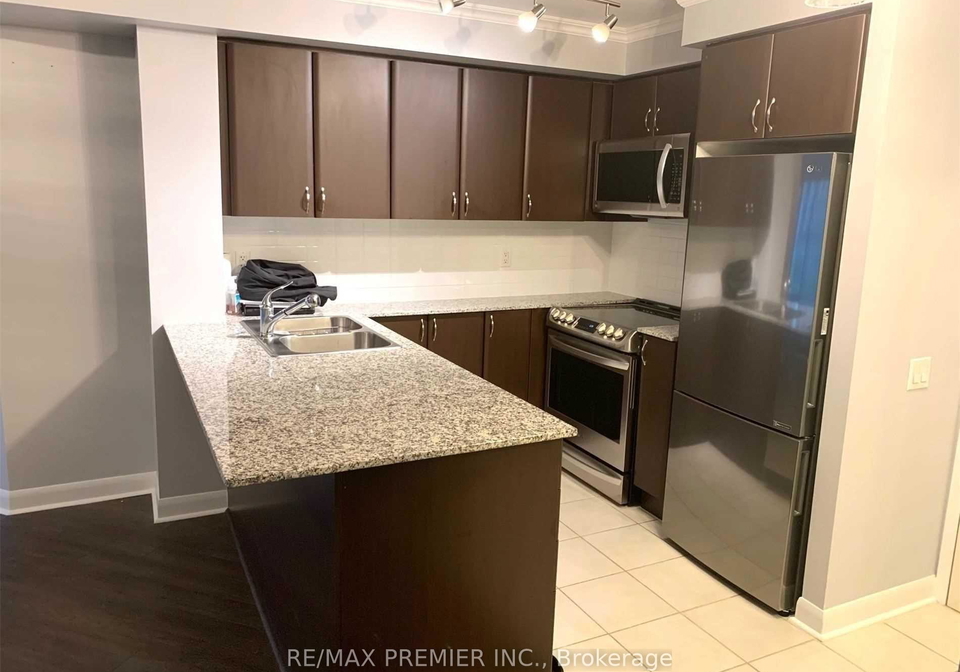 525-wilson-avenue-toronto-ontario-c13038750