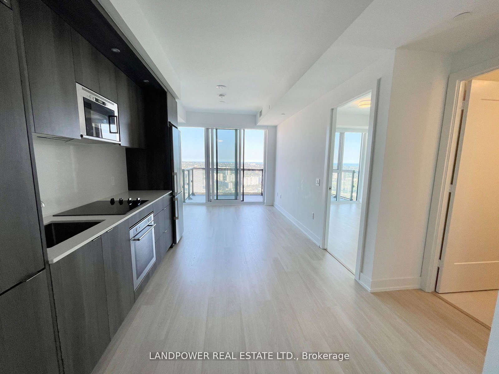 30-inn-on-the-park-drive-north-york-ontario-c13038876
