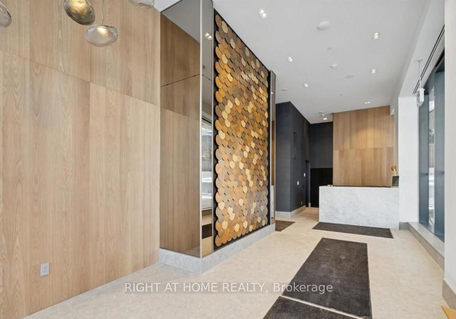 1720-bayview-avenue-toronto-ontario-c13038954