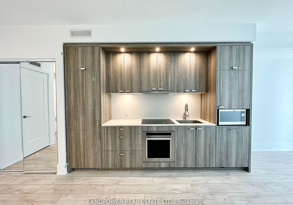 480-front-street-w-toronto-ontario-c13038970