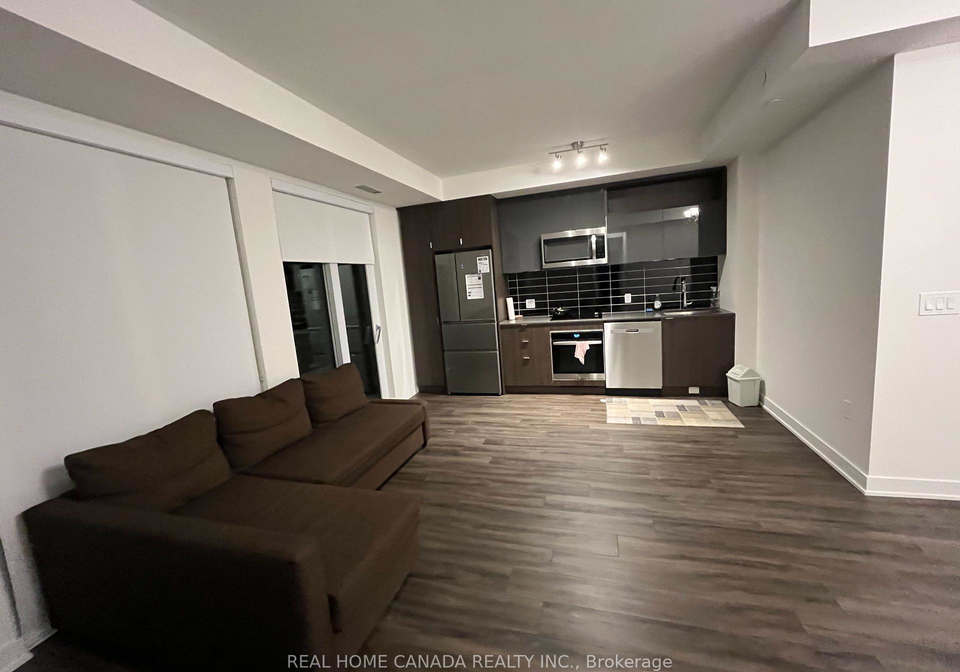 70-princess-street-toronto-ontario-c13039036