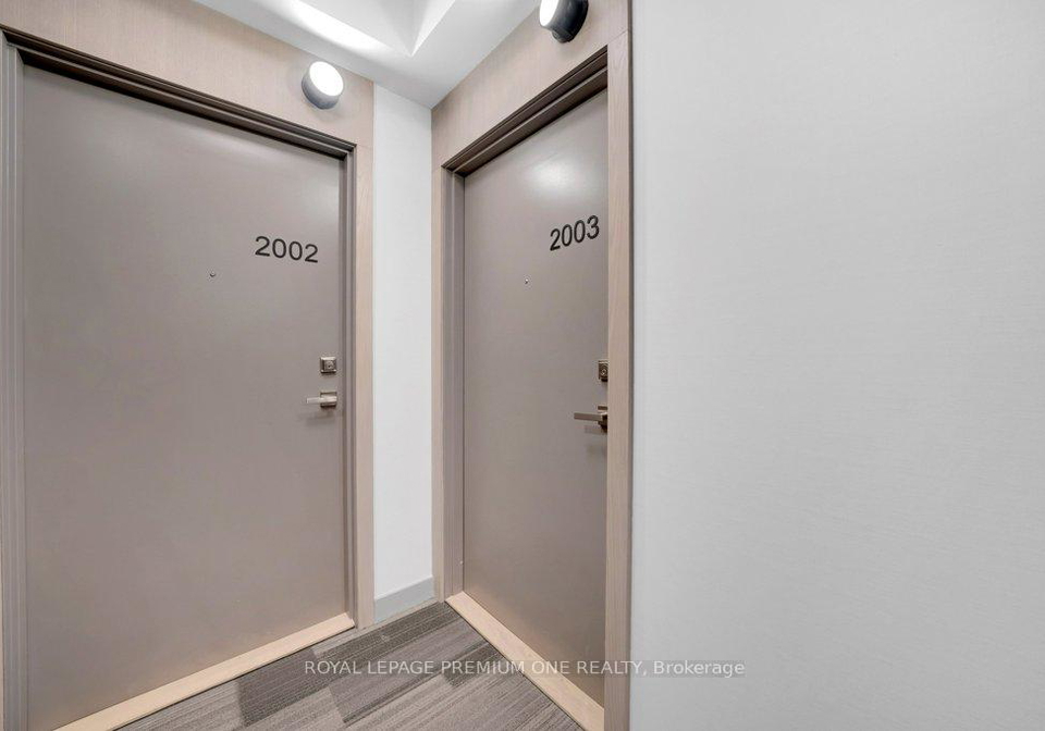 188-fairview-mall-drive-north-york-ontario-c13039236
