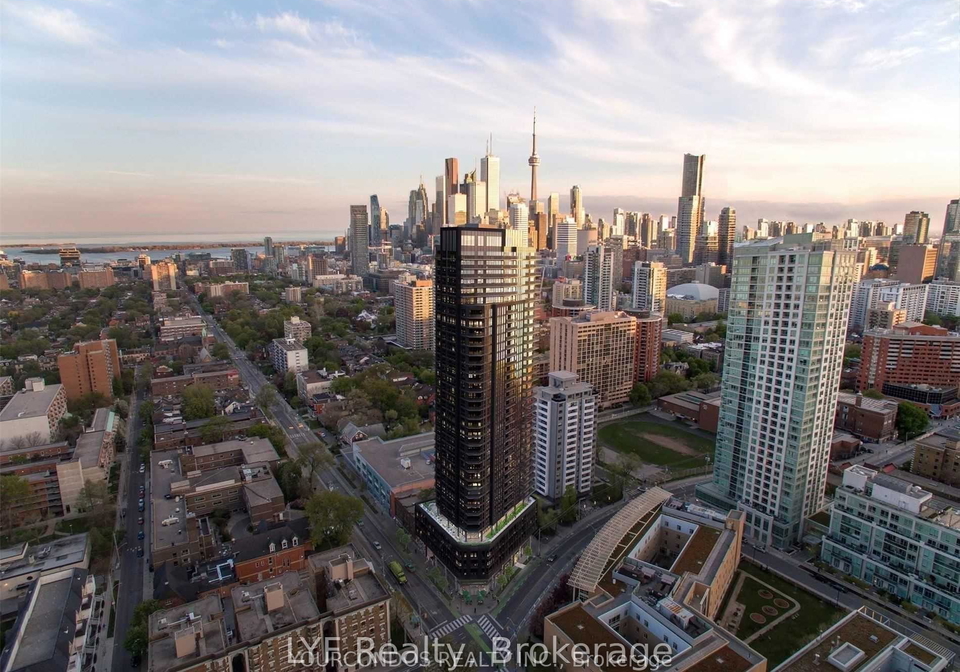 159-wellesley-street-e-toronto-ontario-c13039338