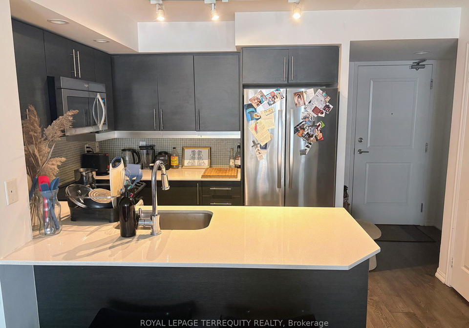 75-e-liberty-street-toronto-ontario-c13039854