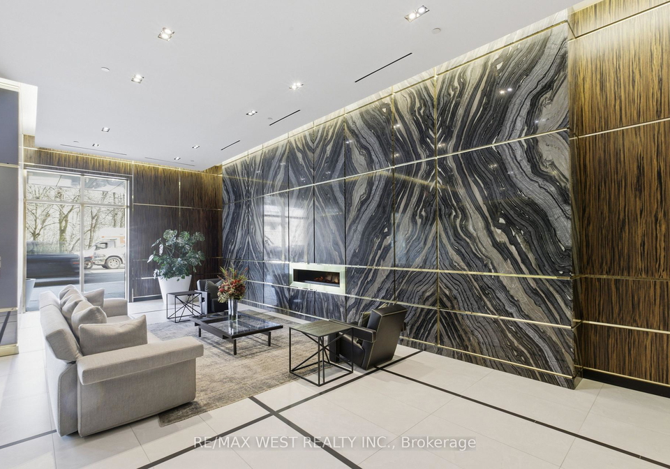 3018-yonge-street-toronto-ontario-c13039986