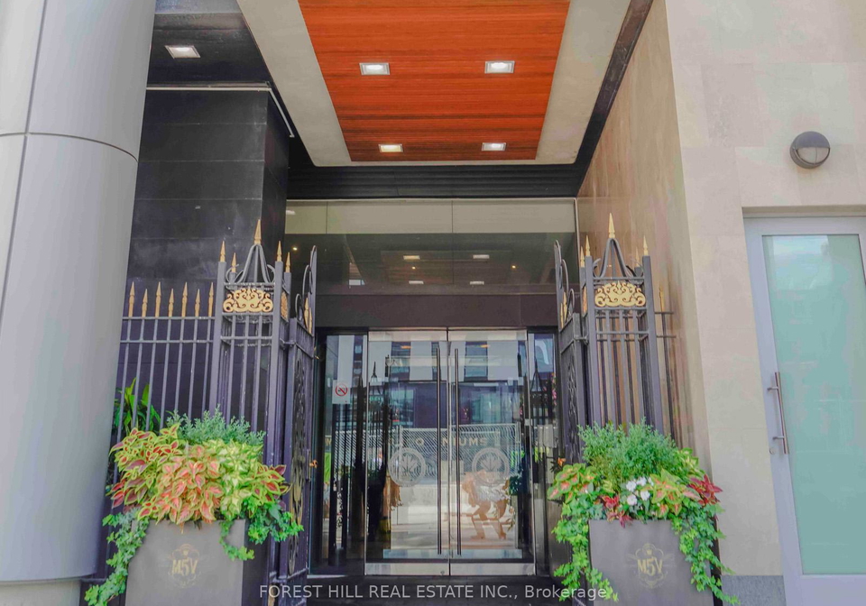 375-king-street-w-toronto-ontario-c13040000