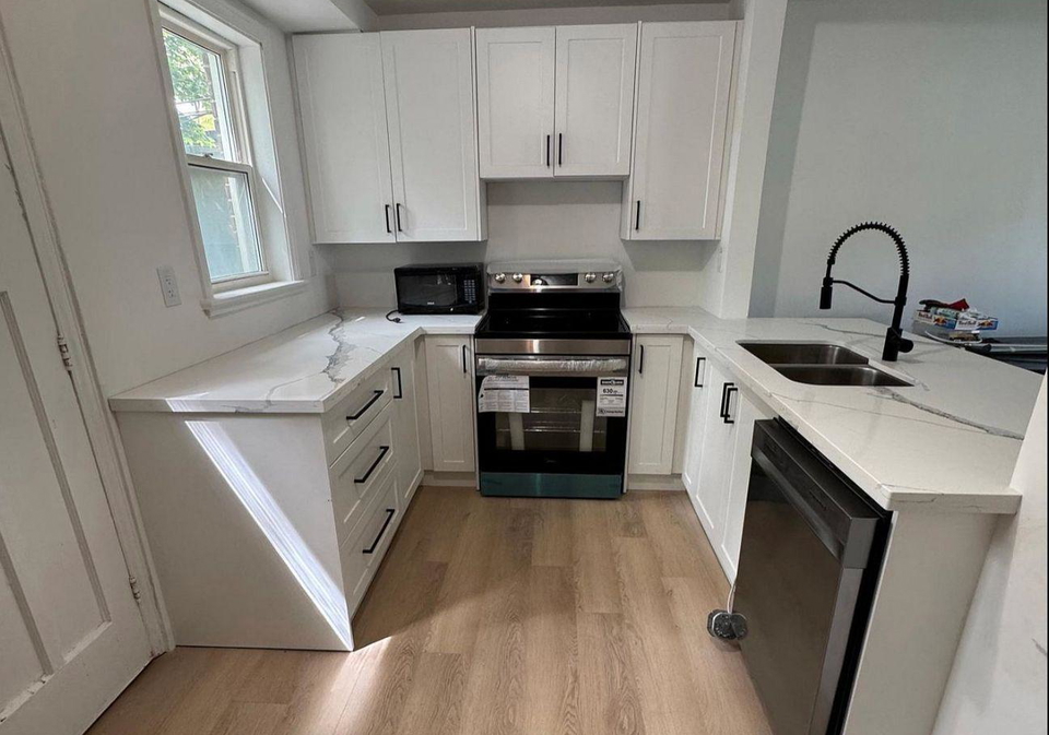 191-finch-avenue-w-toronto-ontario-c13040054