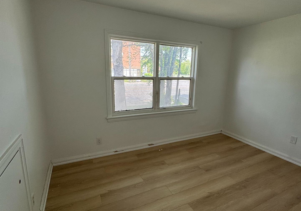 191-finch-avenue-w-toronto-ontario-c13040054
