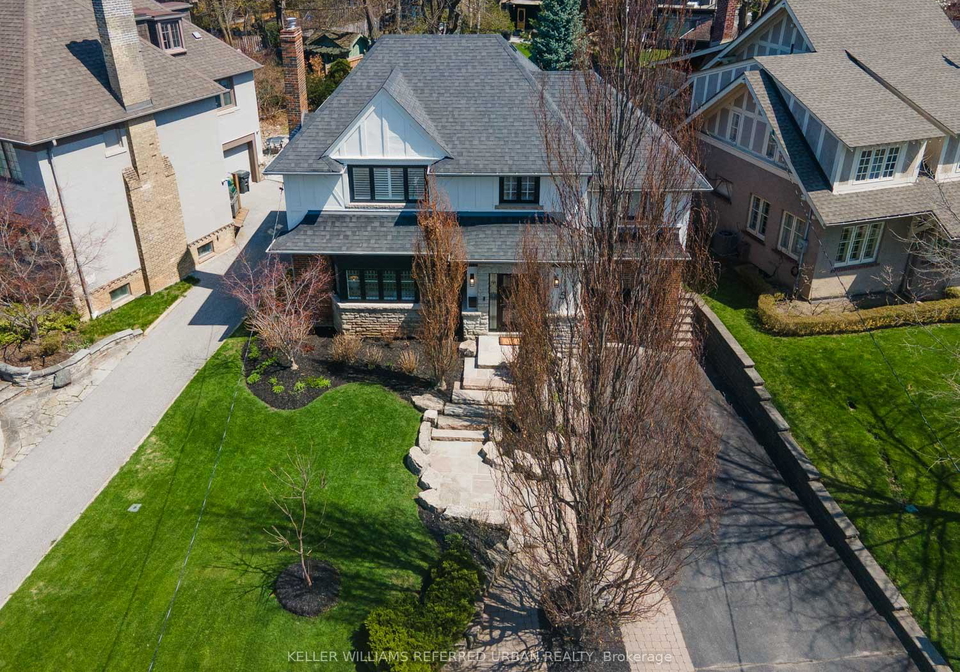 5-lawrence-crescent-toronto-ontario-c13040522