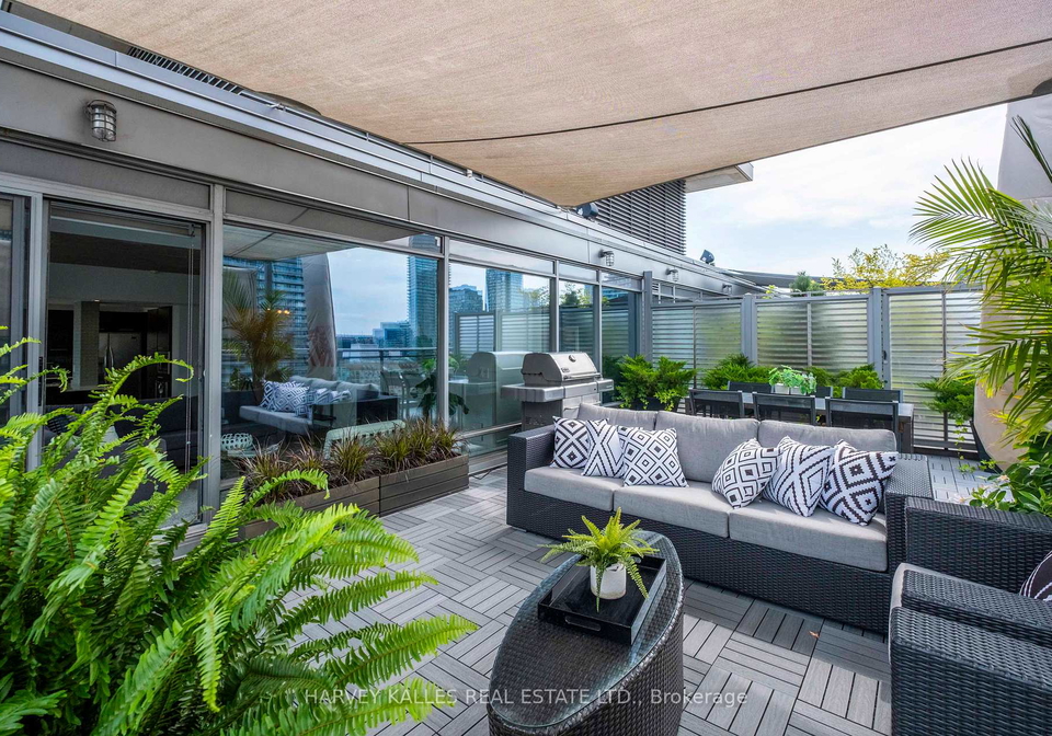 22-wellesley-street-e-toronto-ontario-c13040598