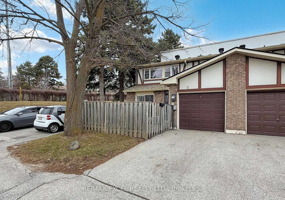 11-sand-fernway-north-york-ontario-c13040710