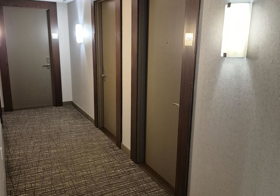 761-bay-street-toronto-ontario-c13041052