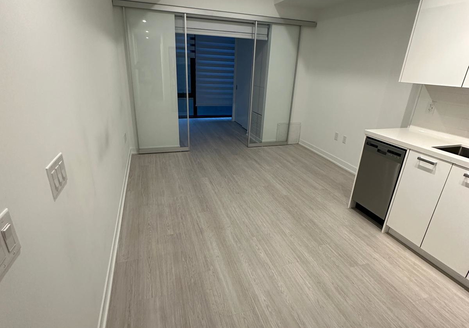 195-mccaul-street-toronto-ontario-c13041096