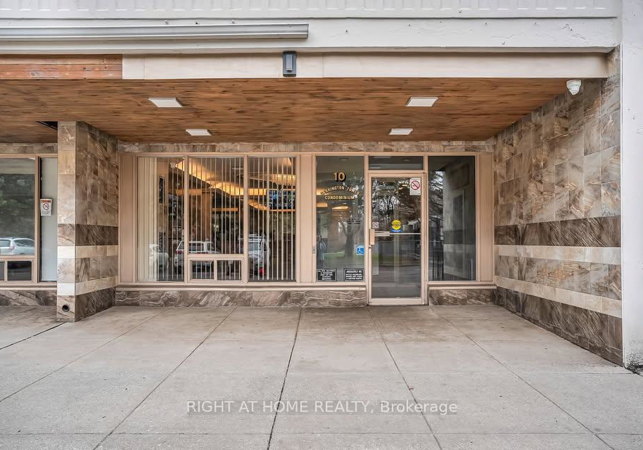 10-tangreen-court-toronto-ontario-c13041194