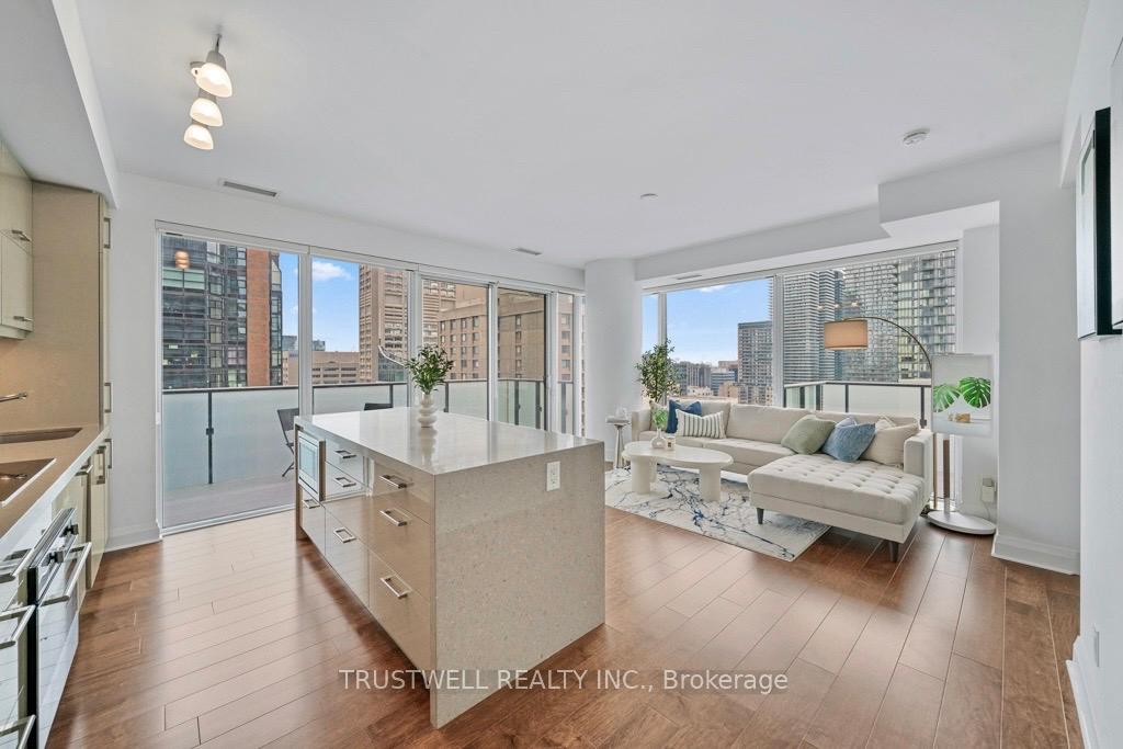 1080-bay-street-toronto-ontario-c13041496