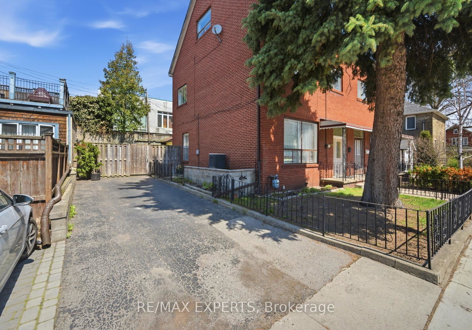 136-harrison-street-toronto-ontario-c13041956