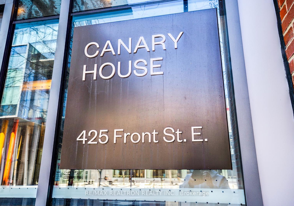 425-front-street-e-toronto-ontario-c13042000