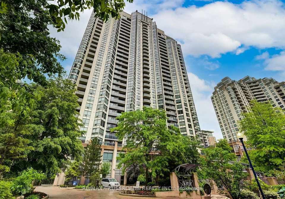 10-northtown-way-north-york-ontario-c13042142
